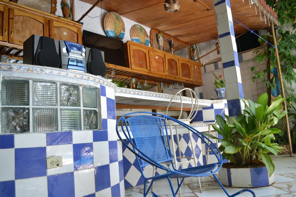 Pacot Breeze Hotel Musseau Exterior photo