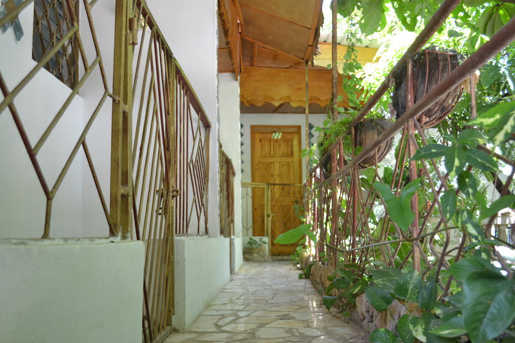Pacot Breeze Hotel Musseau Exterior photo