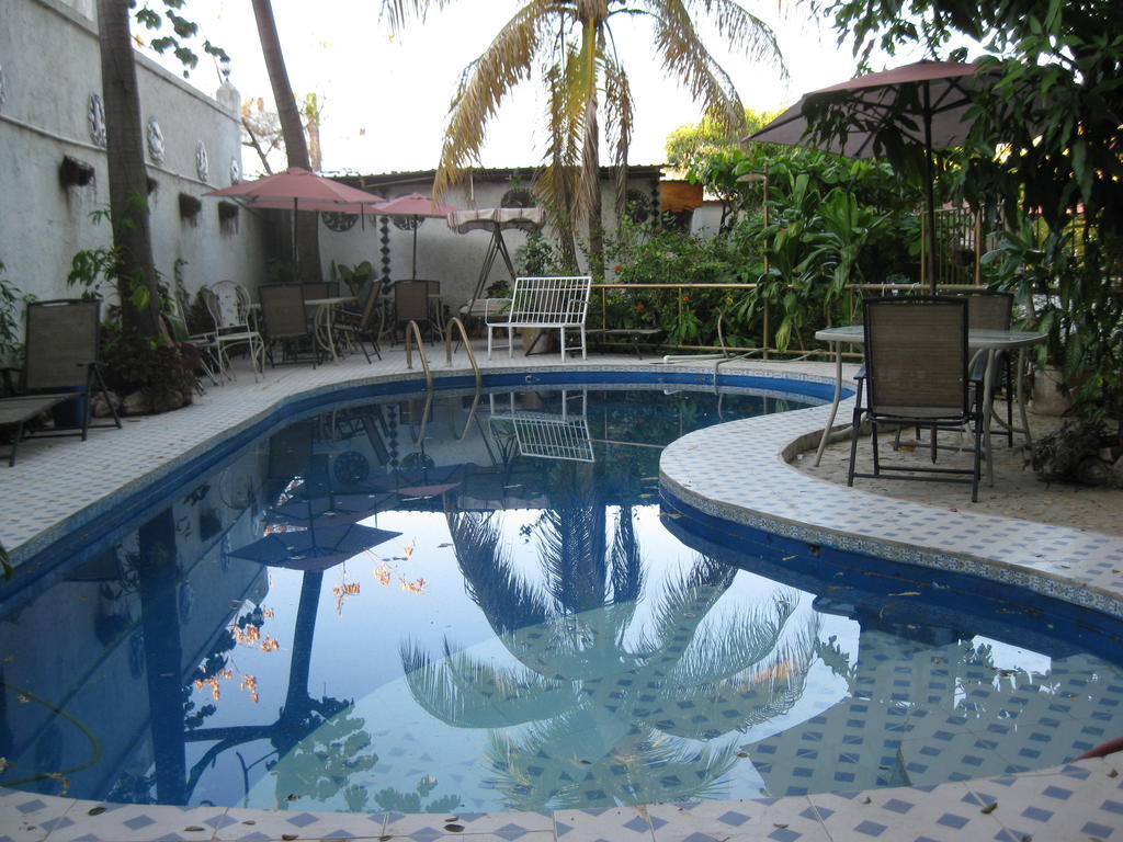 Pacot Breeze Hotel Musseau Exterior photo