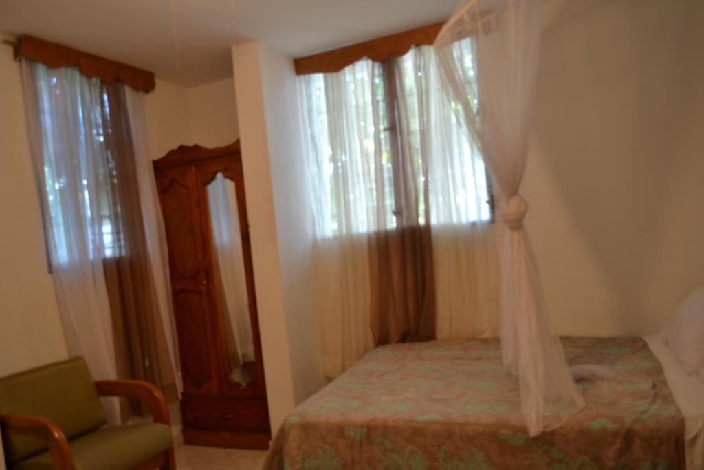 Pacot Breeze Hotel Musseau Exterior photo